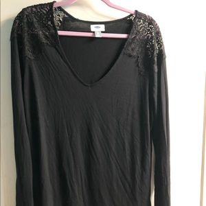 Old Navy long sleeve jersey shirt